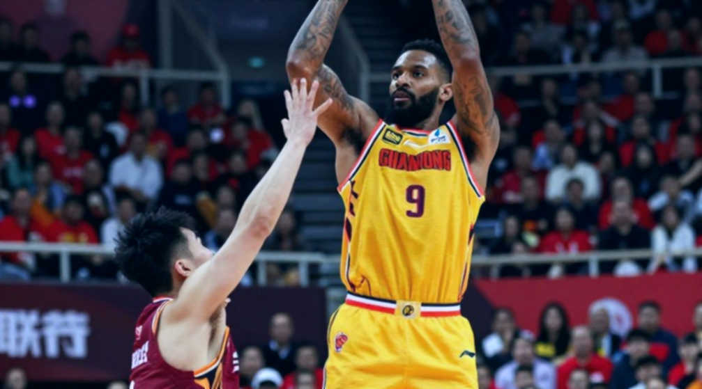 Trần cứng thứ hai và bản án treo trên đầu triều đại Denver Nuggets